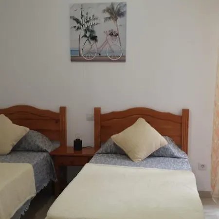 Vv Hoony Mugler Wifi Free Private Parking Aire Acondiciony