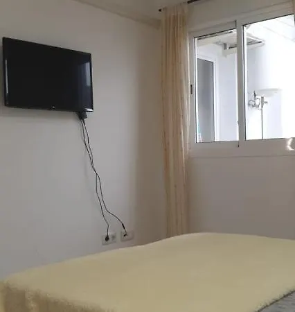 Vv Hoony Mugler Wifi Free Private Parking Aire Acondiciony