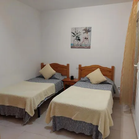 Vv Hoony Mugler Wifi Free Private Parking Aire Acondiciony