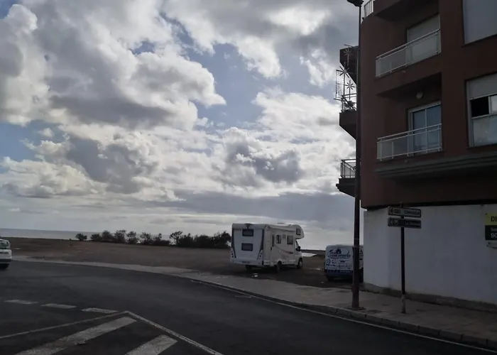 Vv Hoony Mugler Wifi Free Private Parking Aire Acondiciony *